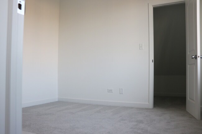 Building Photo - 12724 Wild Rye Ct