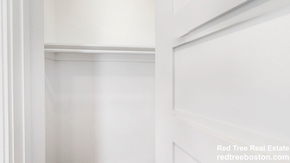 Building Photo - 44 High St