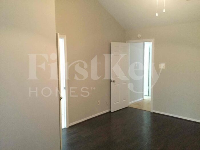 Building Photo - 3506 Cape Forest Dr