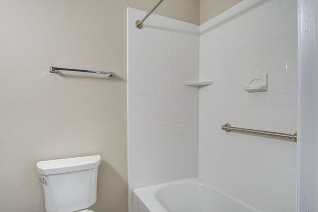Building Photo - 9621 N Cardinal Dr