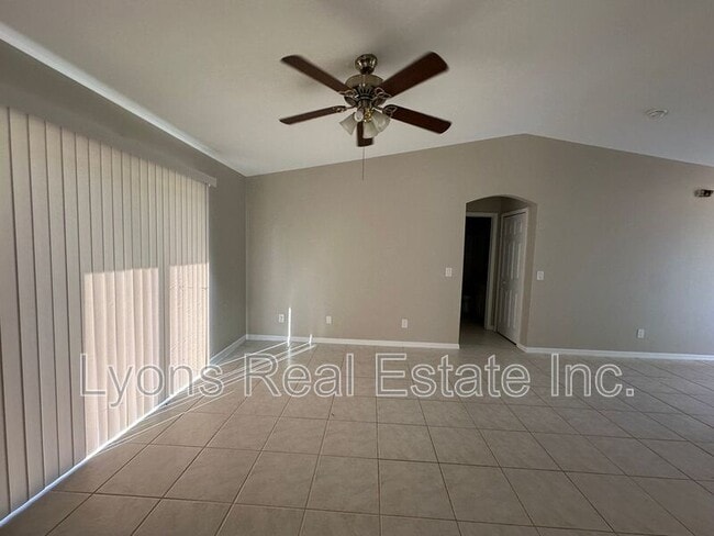 Building Photo - 4793 Jordan Ave S