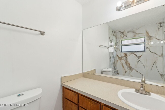 Building Photo - 1565 Shearwater Dr