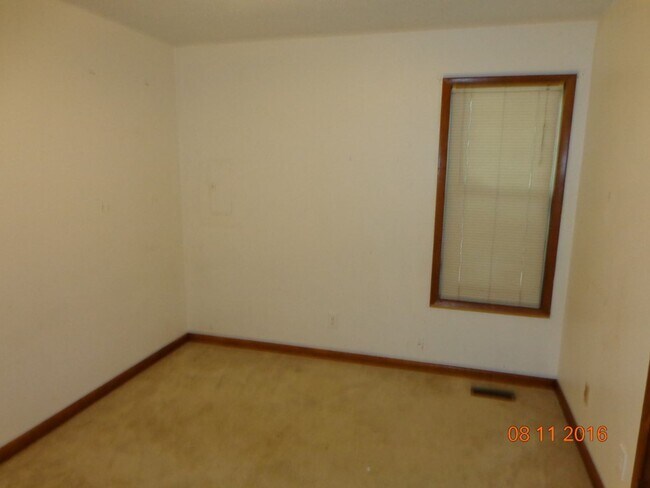 Building Photo - 7307 Bass Dr