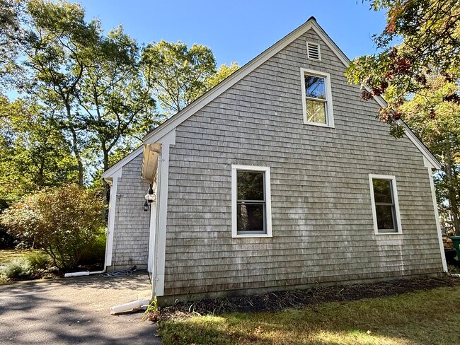 Building Photo - 19 Westerly Dr