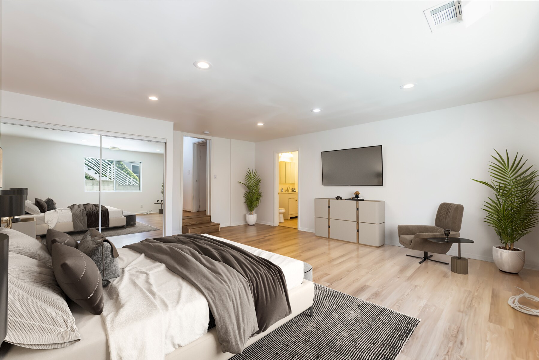 Main Bedroom - 11481 Cumpston St