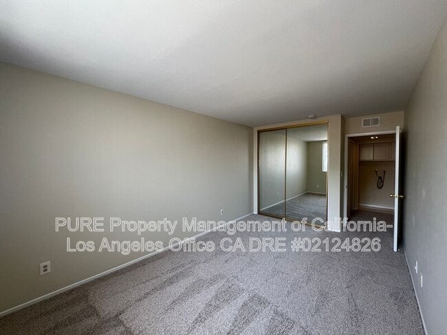 Building Photo - 28006 S Western Ave