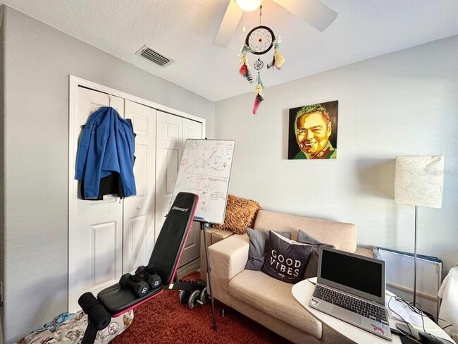 Building Photo - 30912 Bridgegate Dr