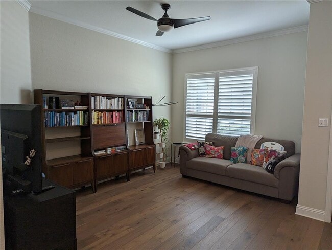 Building Photo - 10005 Ivalenes Hope Dr