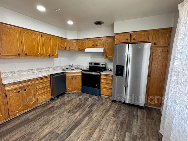 Primary Photo - 609 N 29th St