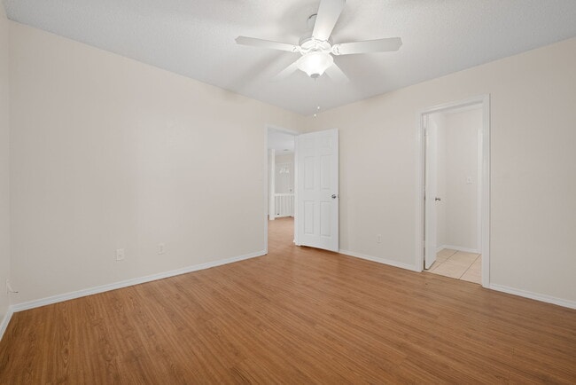 Building Photo - 100 Grand Brook Dr