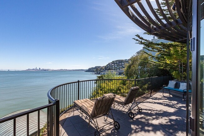 Building Photo - Luxurious Sausalito Breathtaking View Masterpiece! 4BR/3.5BA Home + 1BR/1BA Guest House! Parking!...