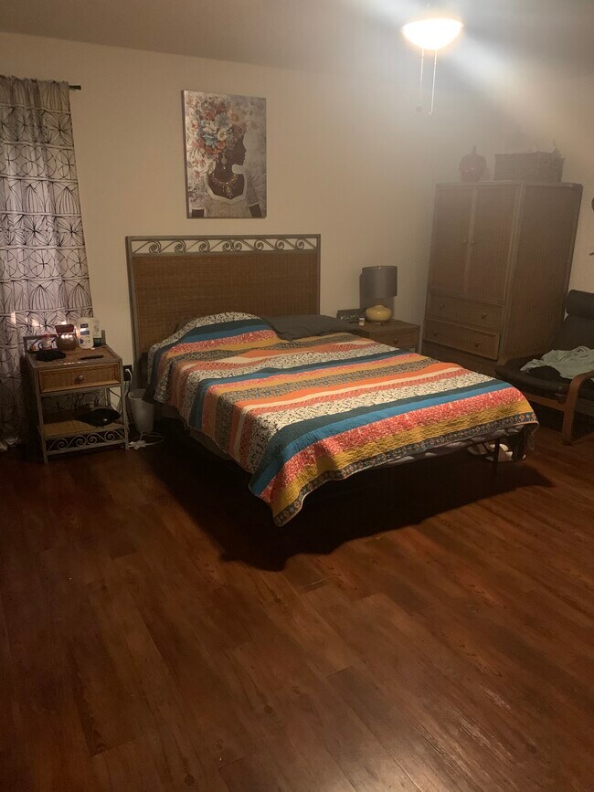 Building Photo - 115 Pearson Ln