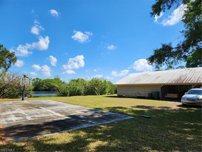 Building Photo - 3226 Van Buren Ave