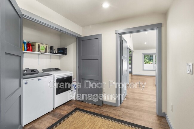 Building Photo - 7013 Stanich Ave