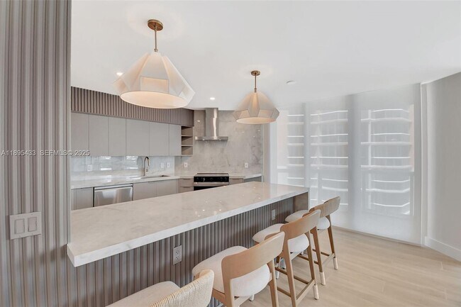 Building Photo - 3370 Hidden Bay Dr