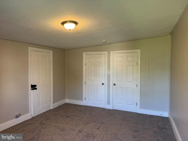 Building Photo - 1512 Franklin St