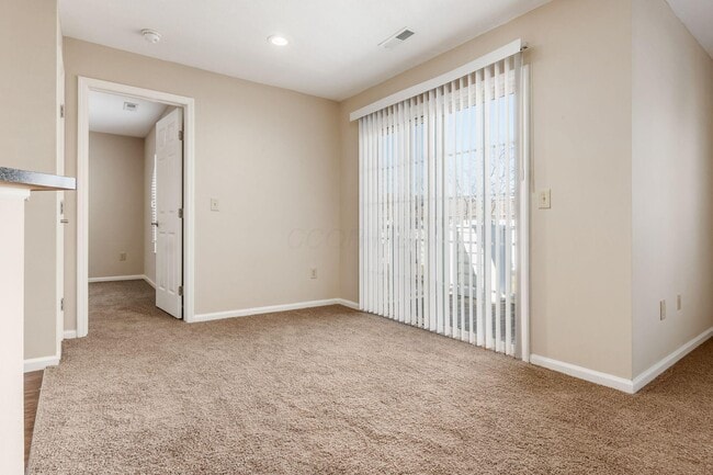 Building Photo - 5755 Laurel Pine Ln