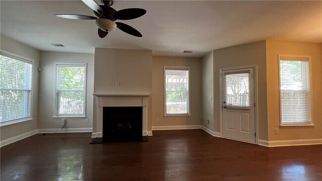 Building Photo - 5830 Falls Landing Dr
