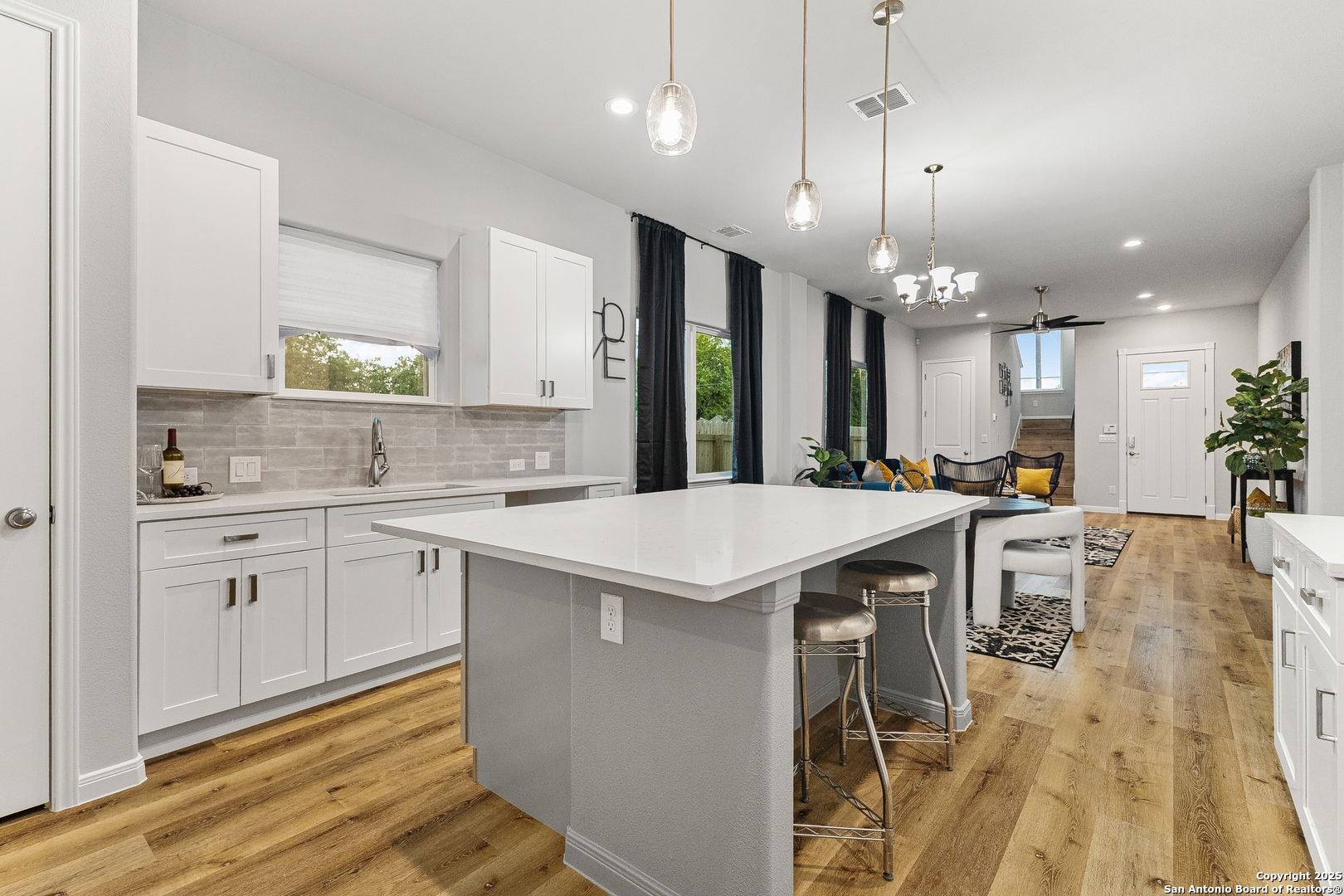 Kitchen - 505 Linden Ave