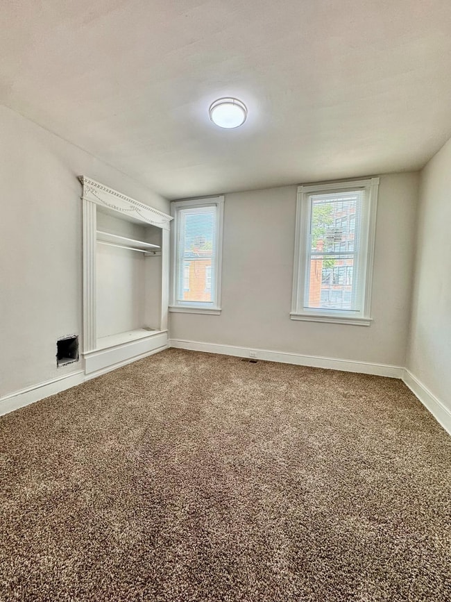 Building Photo - 3341 Potter St