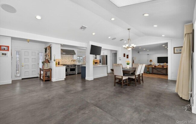 Building Photo - 11 Juneau Blvd