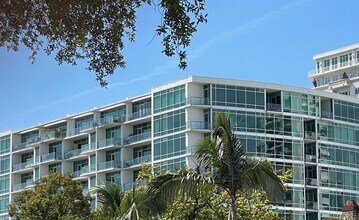 Building Photo - Beautiful Downtown Condo