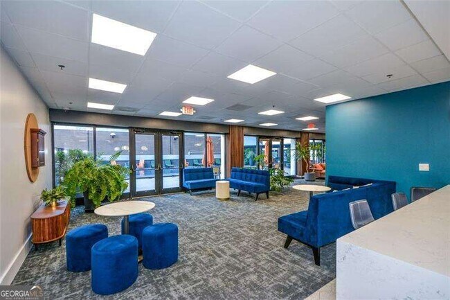 Building Photo - 620 Peachtree St NE