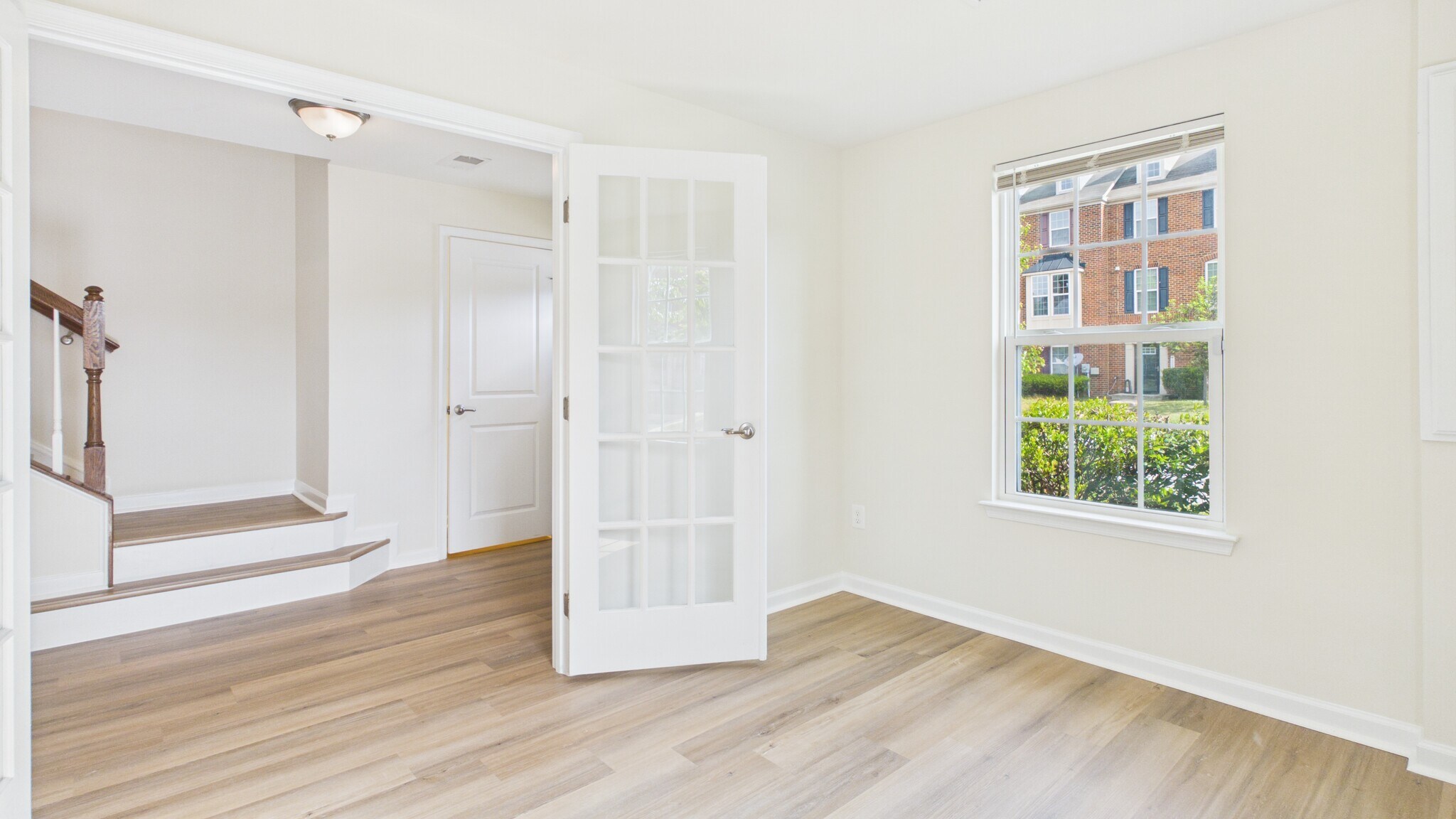 Building Photo - 5423 Saint Rita Dr
