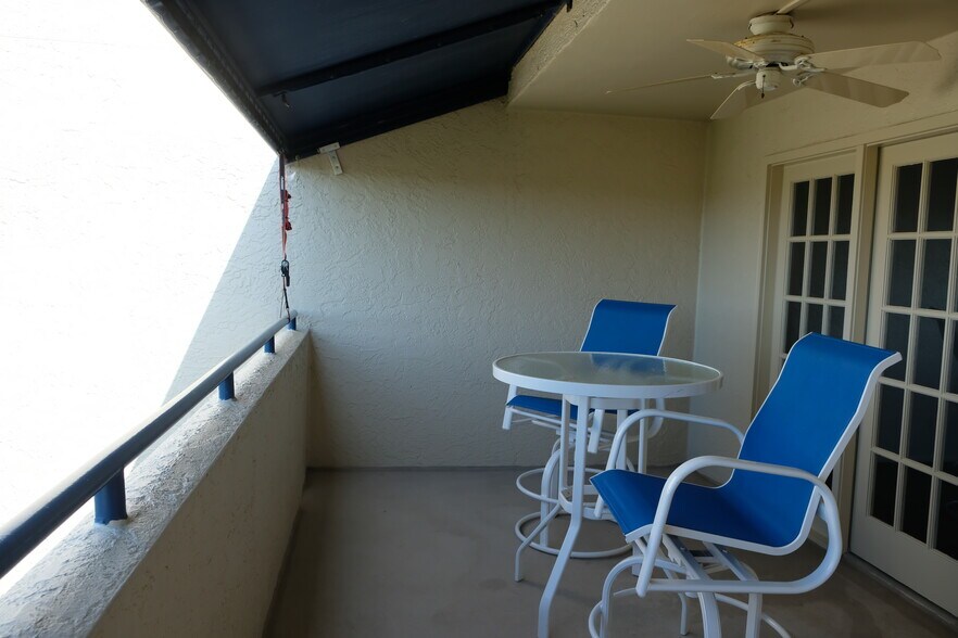 Building Photo - 835 S Osprey Ave