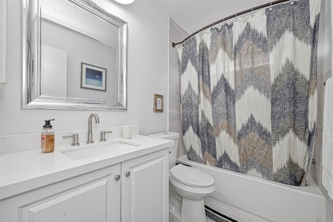 Building Photo - 11618 Corona Ln