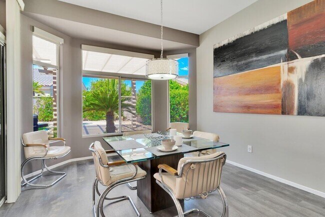 Building Photo - 39357 Mirage Cir