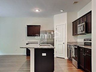 Building Photo - 209 Orion Way