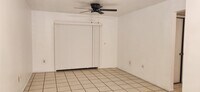 Building Photo - 1552 University Ln