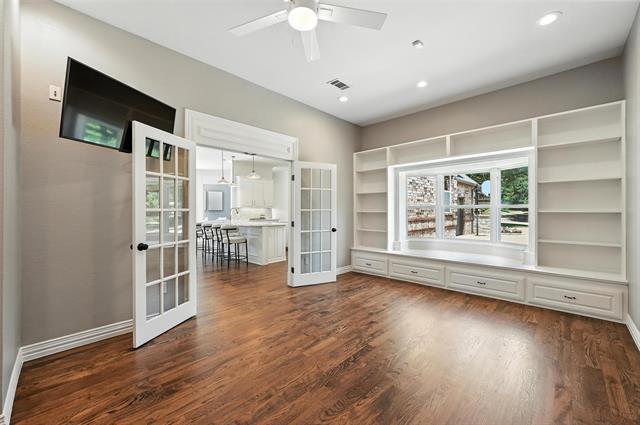Building Photo - 350 Silverwood Cir