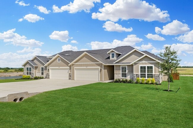 Building Photo - Discover the Best of Midlothian Living