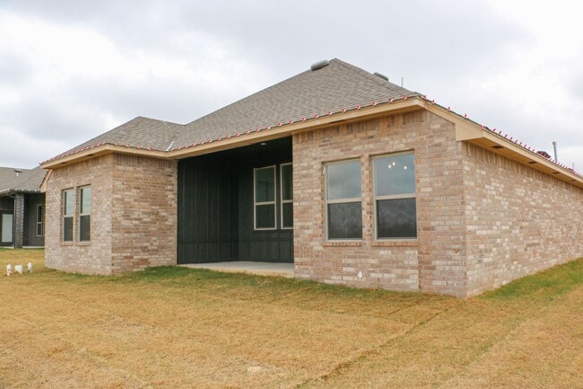 Building Photo - Brand New Home in Shawnee!