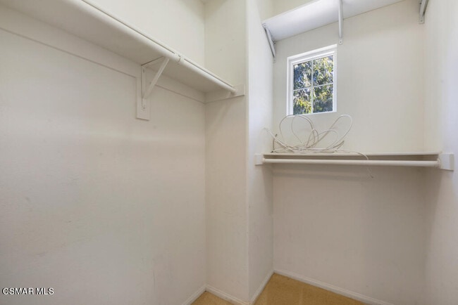 Building Photo - 122 Via Katrina