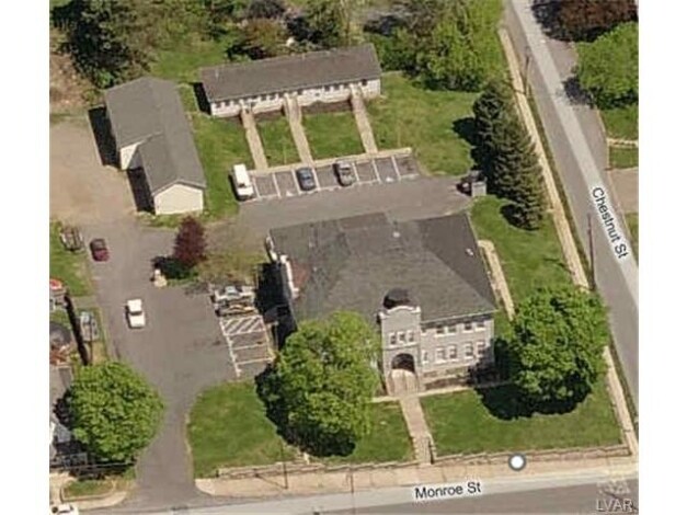 Primary Photo - Monroe Street Apartments