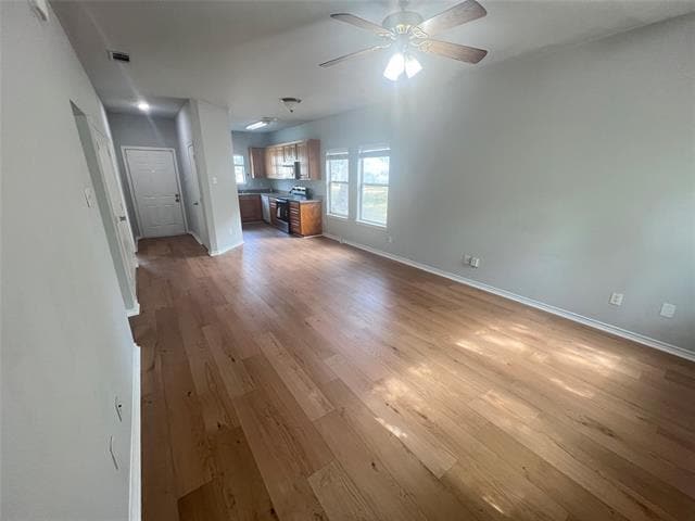 Building Photo - 5981 Robinwood Ln