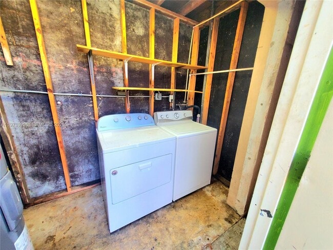 Building Photo - 7791 NW 39th St