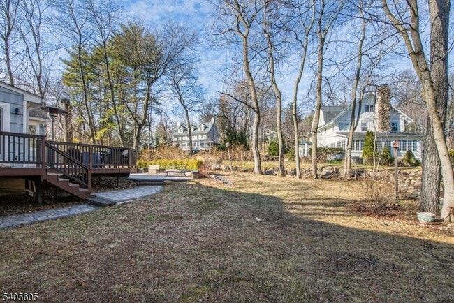 Building Photo - 237 Morris Ave