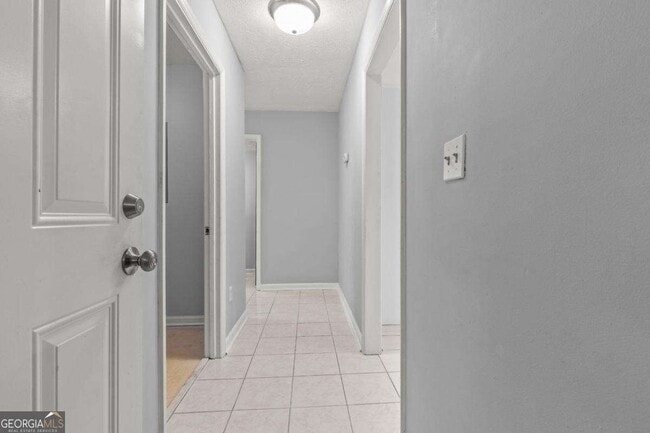 Building Photo - 129 Rockspray Ridge