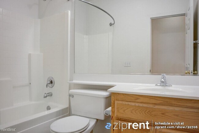 Building Photo - 4 br, 2 bath House - 1834 Zurlo Way, Sacra...
