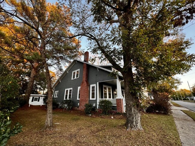 Building Photo - 500 Carthage Rd