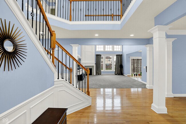 Building Photo - 13720 Akers Dr