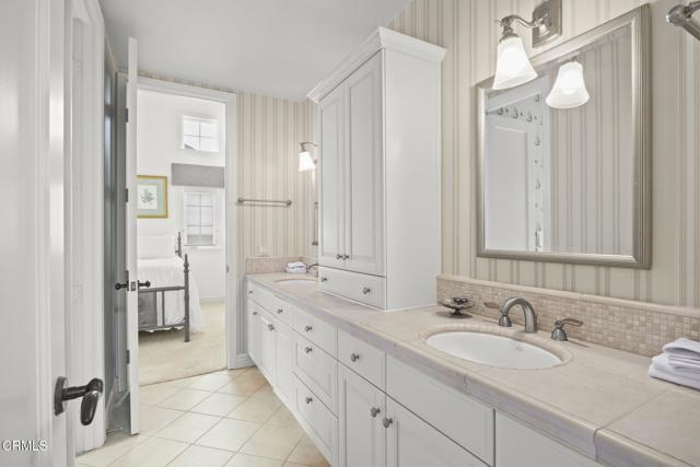 Building Photo - 3086 Solimar Beach Dr
