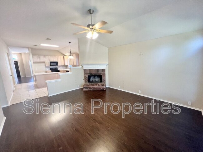 Building Photo - 11108 Visa Rose Dr