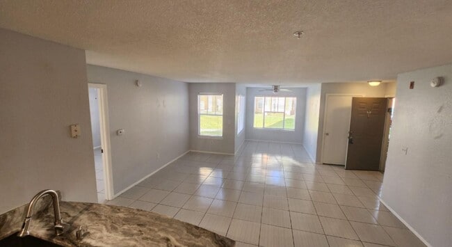 Building Photo - 2207 Antigua Pl