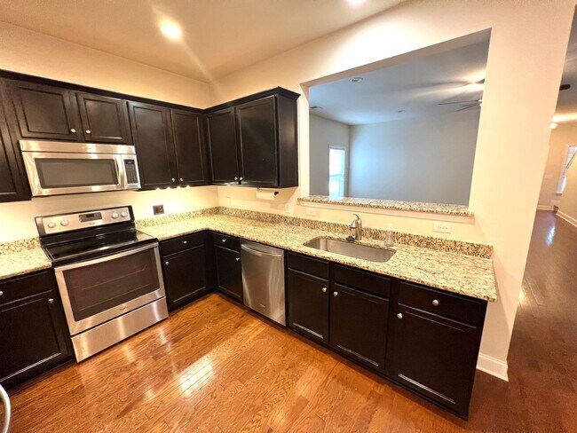 Building Photo - 1708 Restoration Ct