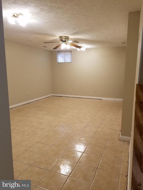 Building Photo - 1501 St Christopher Ct